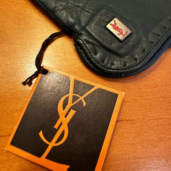 YSL Vintage Deep Green Leather Gloves. NWT! European Size 18. - Picture 2 of 6